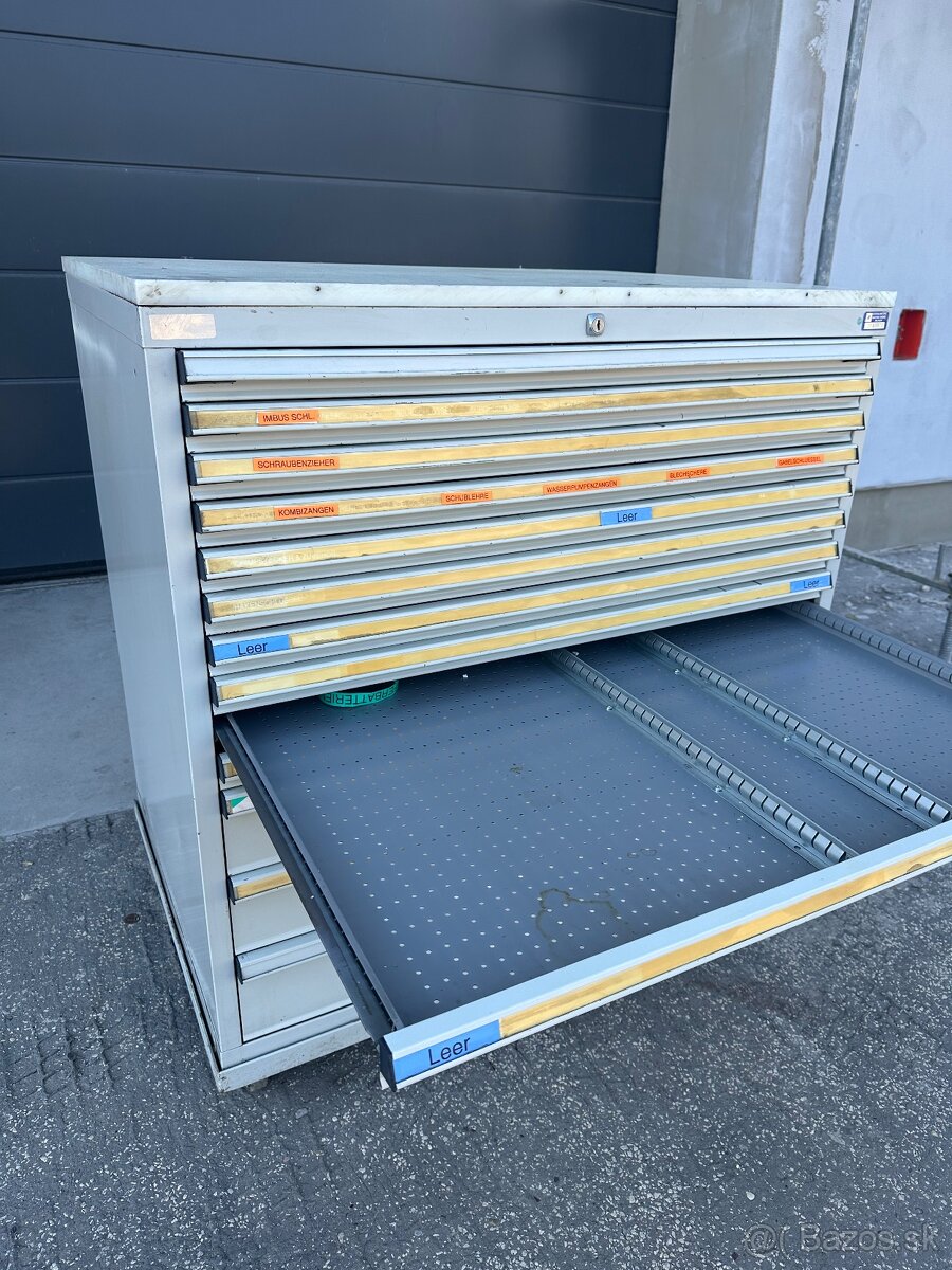 Skrina na naradie - 19