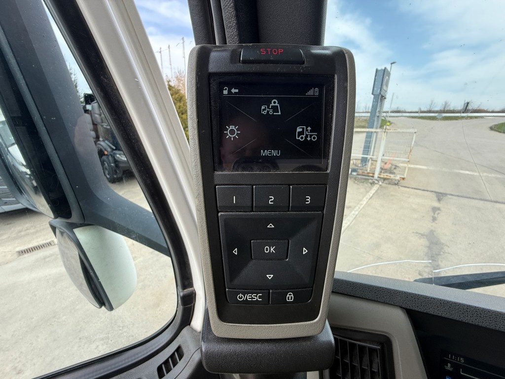 VOLVO FM 500 / 8x4 tridem/ 2015/ sklápač S1 - 19