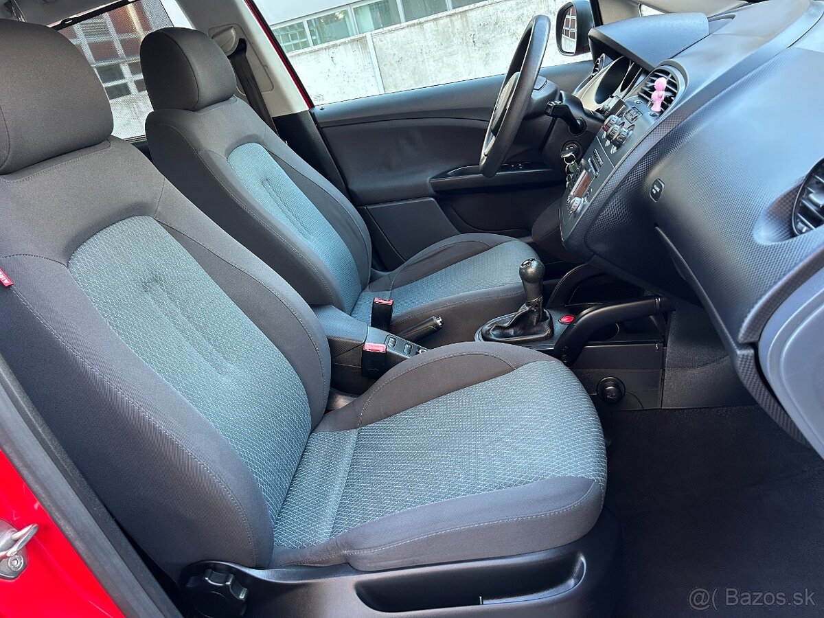 SEAT ALTEA XL,1.MAJITEĽ,111.900km, KÚPENÉ V SR, TOP STAV, - 19