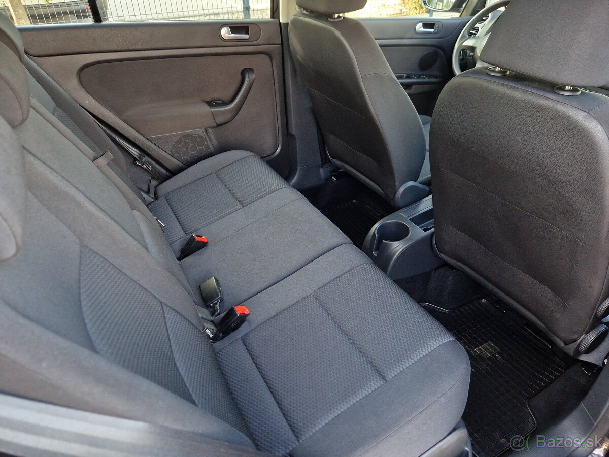 Volkswagen Golf 6 plus 2.0TDI - 19