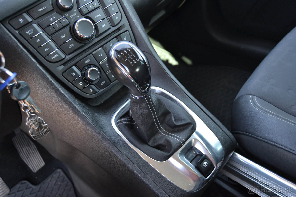 Opel Meriva B, 1,6 CDTI, COSMO, rok 2015, +ŤZ - 19