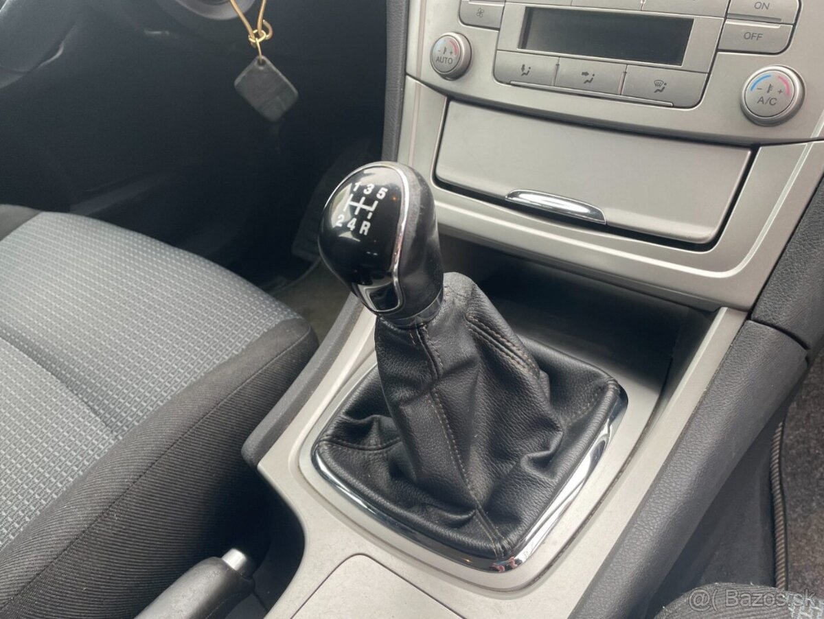 Ford Mondeo Combi 1.8 TDCI - 19