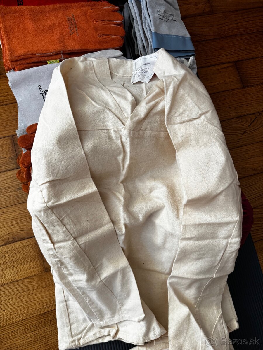 Rukavice pre zváračov, mechanikov a ostatných - 19