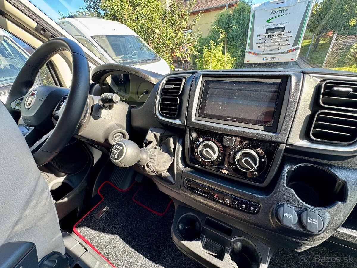 Forster T 699 EB - r. 2024, výbava - 19