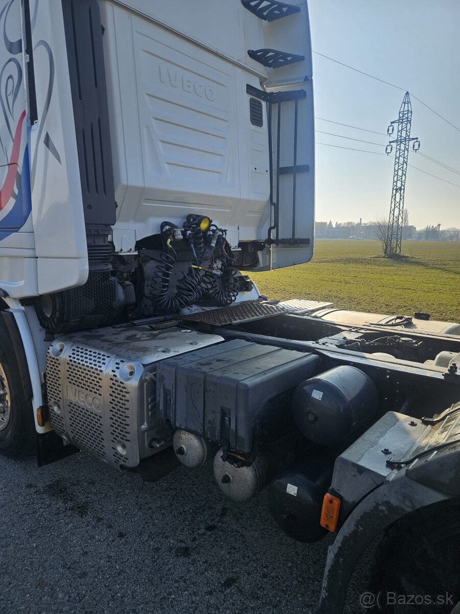 Iveco Stralis 560 6x4 2016 335000km - 19