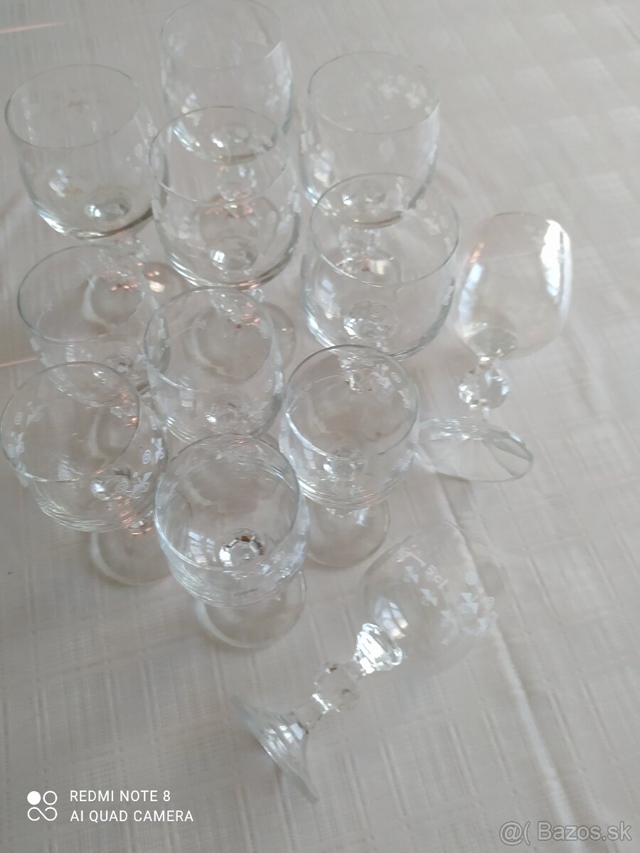 porcelán, skleničky, keramiku aj - 19