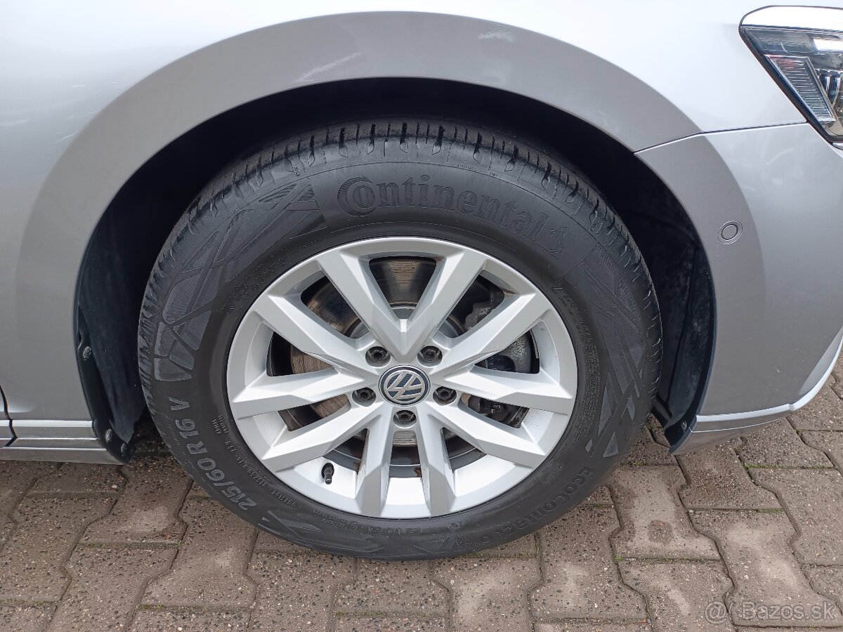 VW Passat B8 Variant TDI 110kW DSG 90tkm - záruka Autodraft - 19