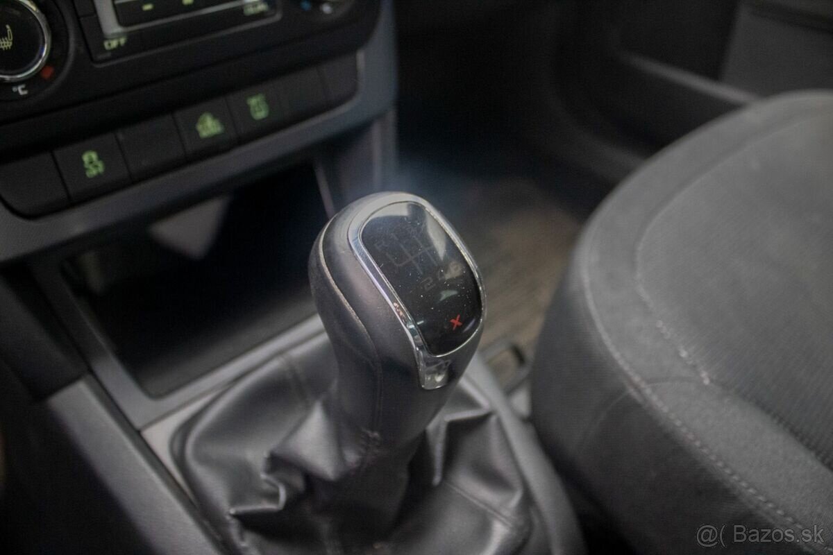Škoda Yeti 2.0 TDI 4X4 140k M6 - 19