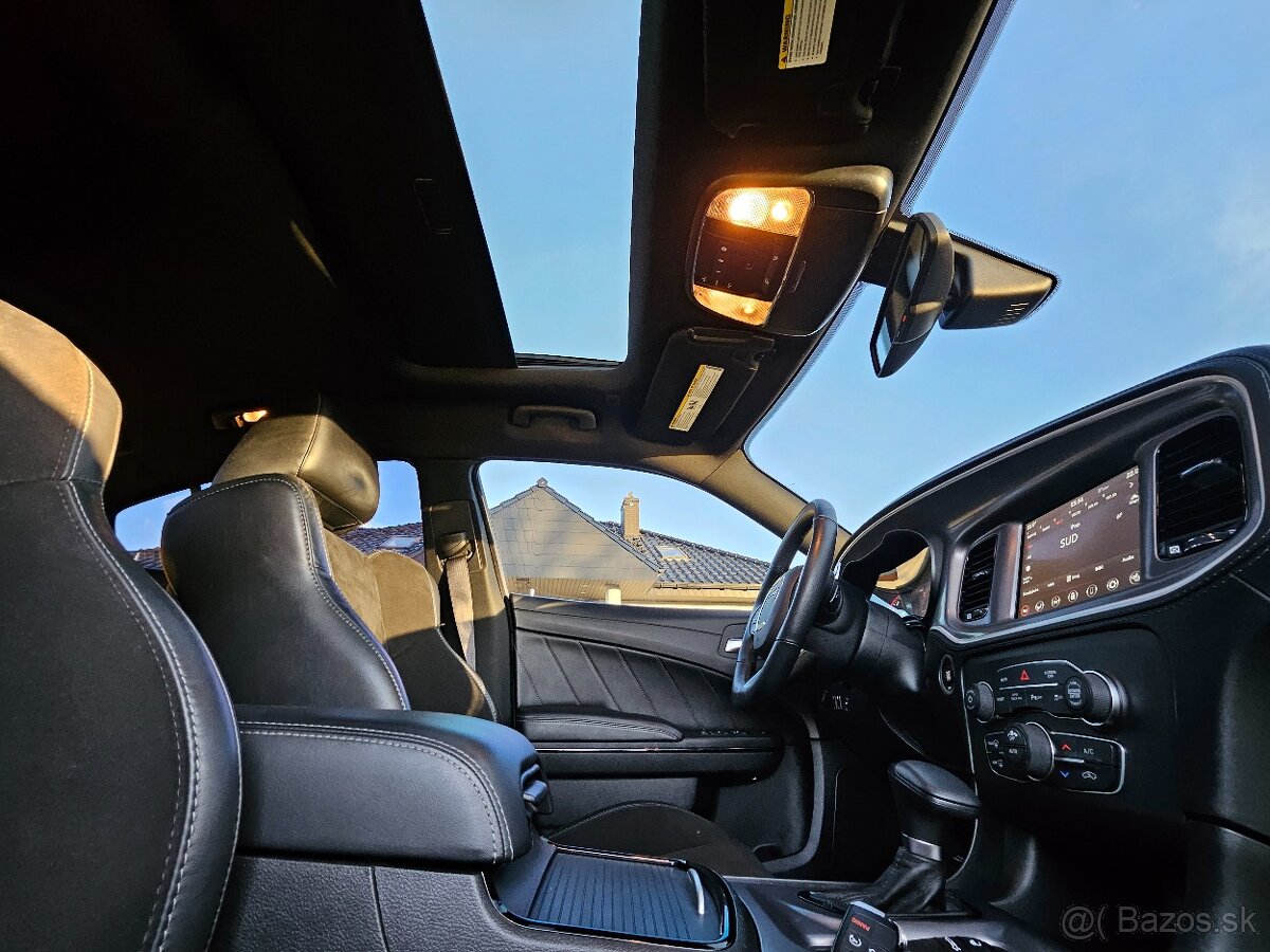 Dodge Charger 5.7 R/T Plus Black Night - 19