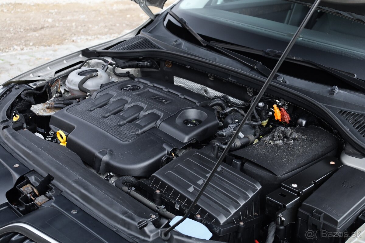 Škoda Octavia 1.6 TDI Elegance - 19