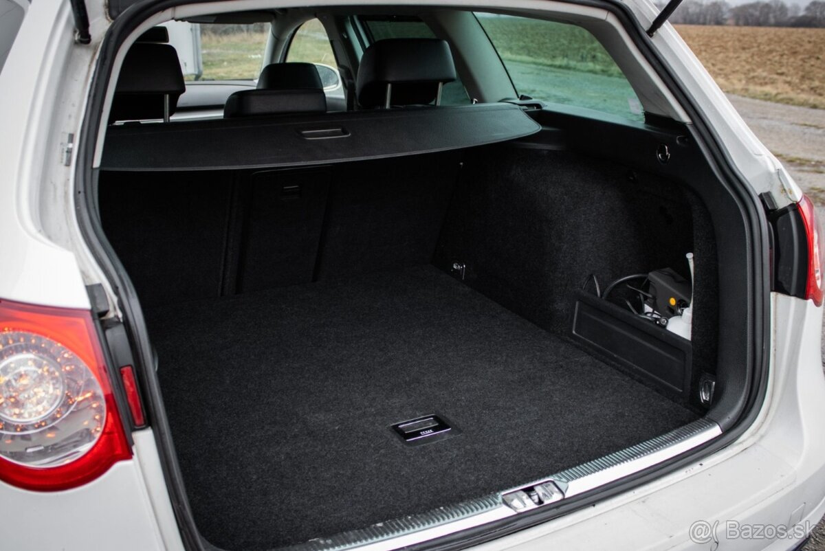 Volkswagen Passat Variant 3.2 V6 4Motion DSG - 19