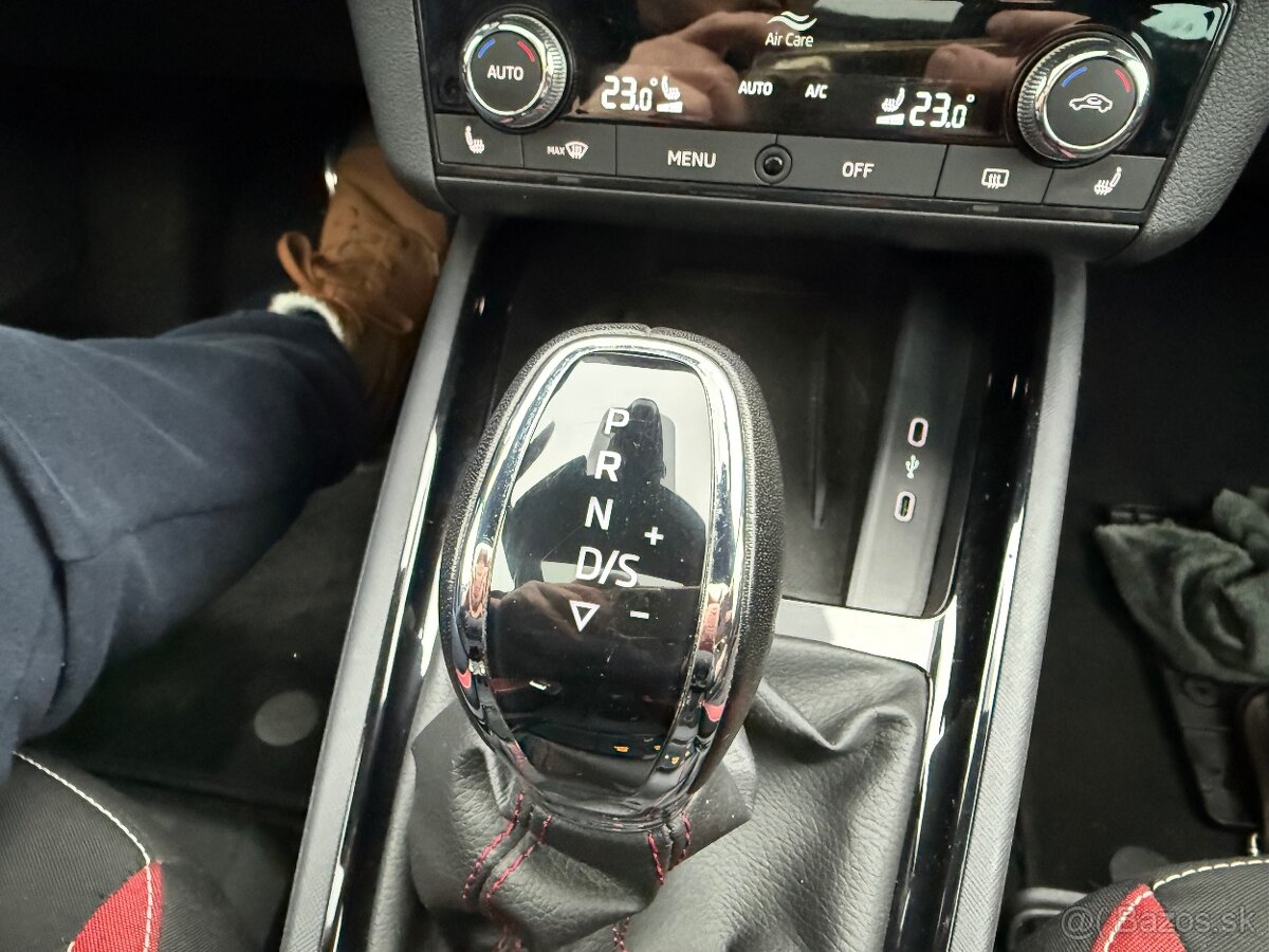 Scala Monte Carlo 1.5TSI 110kW 150K DSG7 full výbava ODPOČET - 19