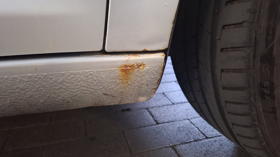 7m VW Touran, 2.0tdi, DSG, KOŽA, KAM, LED, WEBASTO - 19