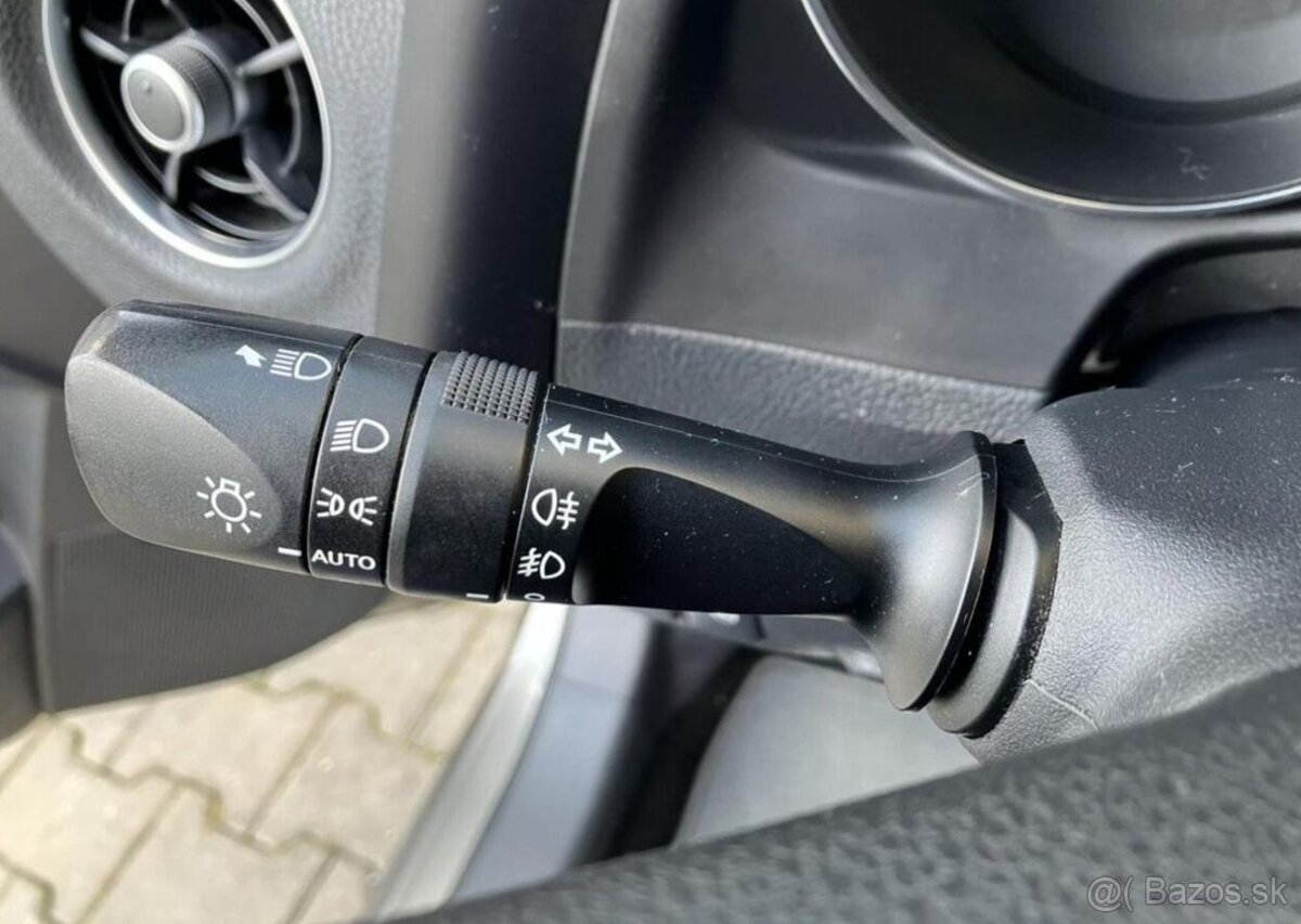 Toyota Auris 1.8-AUTOMAT-NAVI-KAMERA - 19