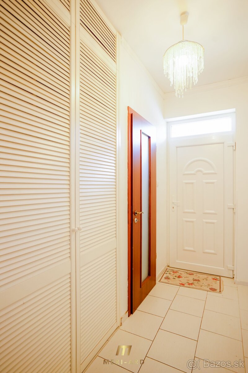 Na predaj 3-izbový rodinný dom so zimnou záhradou Rajka - 19