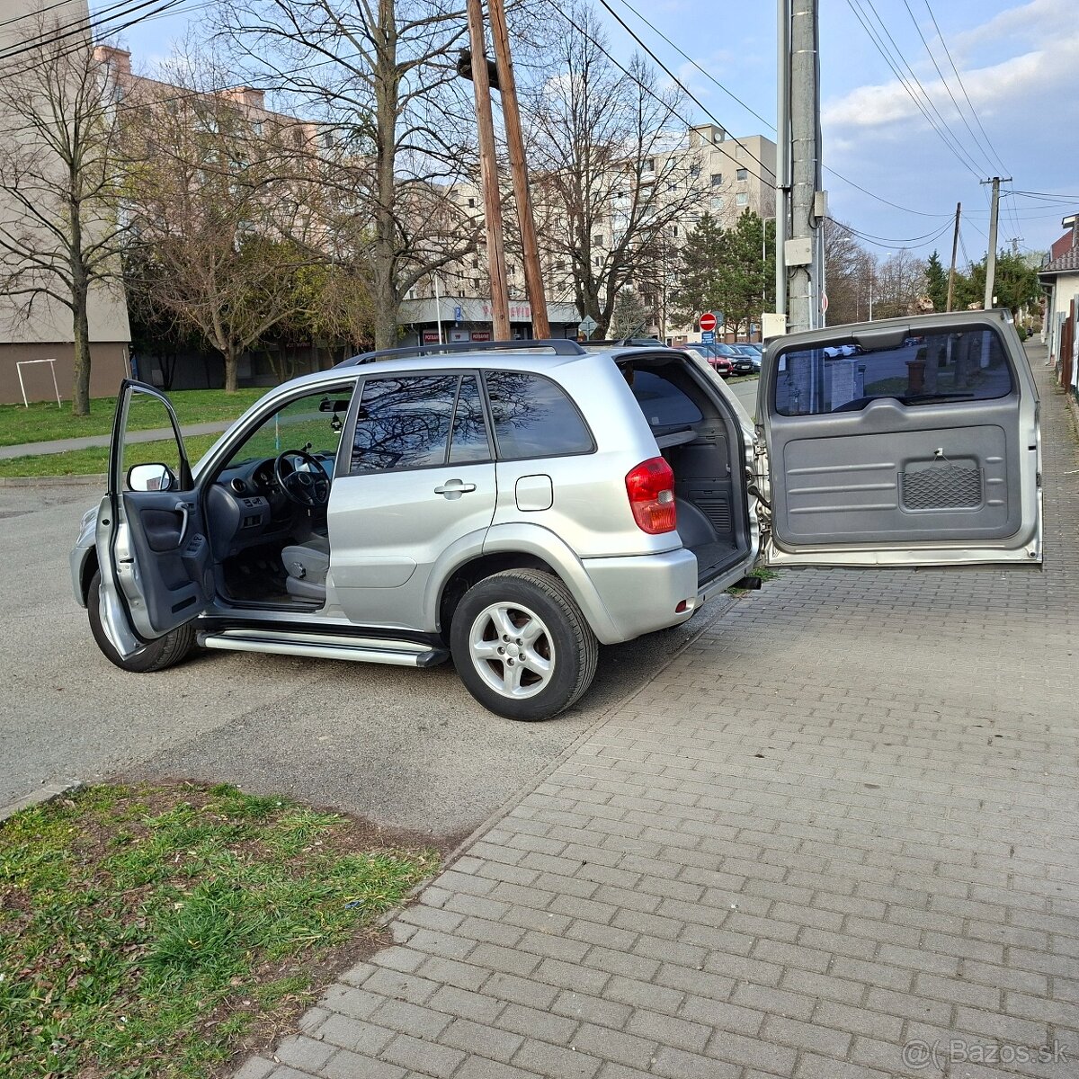 Toyota RAV4 2.0 D-4D 5D 4x4 diesel - 19