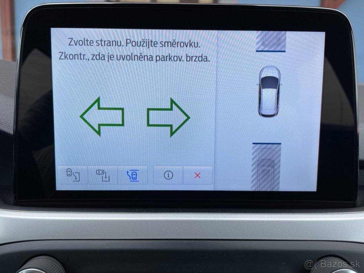 Ford Focus MK4 Com. 1.5TDCI 88kW TITANIUM - 19