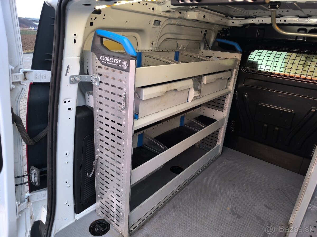 AKCIA _ Ford Transit Connect 1.5 TDCi _ L1 - 19