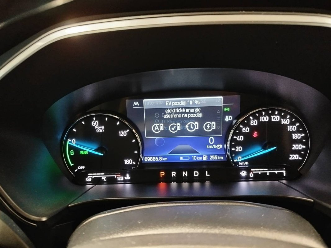 Ford Kuga 2.5 Duratec PHEV 225k Titanium CVT - 19