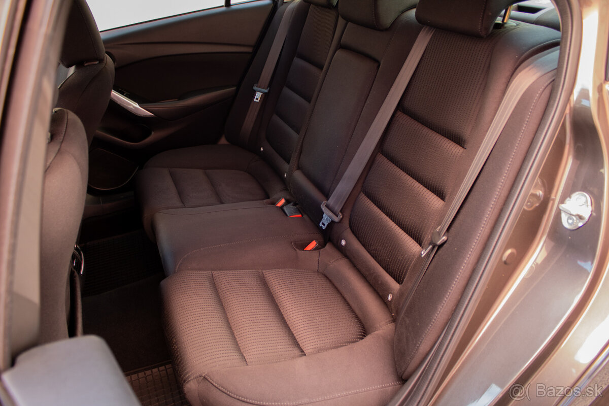 Mazda 6 2.0 Skyactiv-G Attraction 107 kW - 19