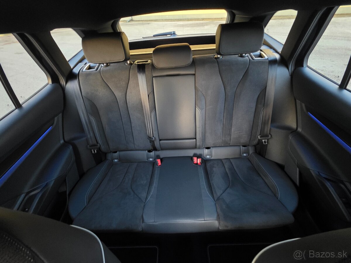 Škoda ENYAQ iV SPORTLINE BLACK - 19