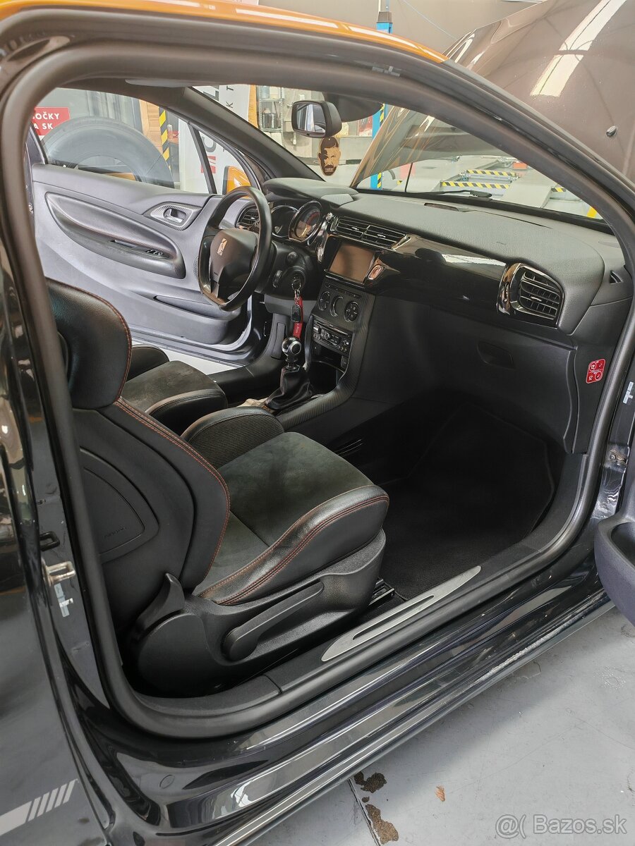 CITROEN DS3 RACING - 19