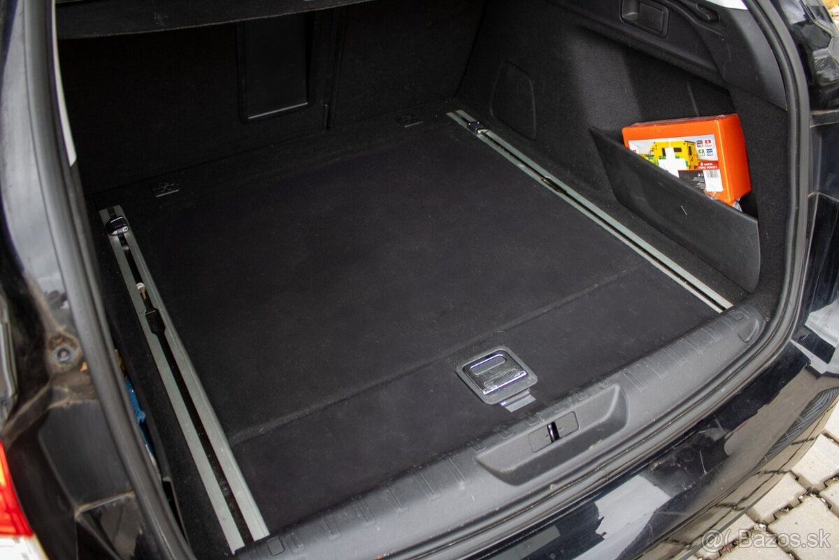 Peugeot 308 SW 1.5 BlueHDi - 19