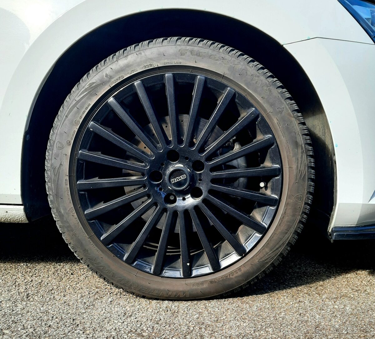 Predám Škoda Superb Combi 2.0 TDI SCR Live DSG - 19