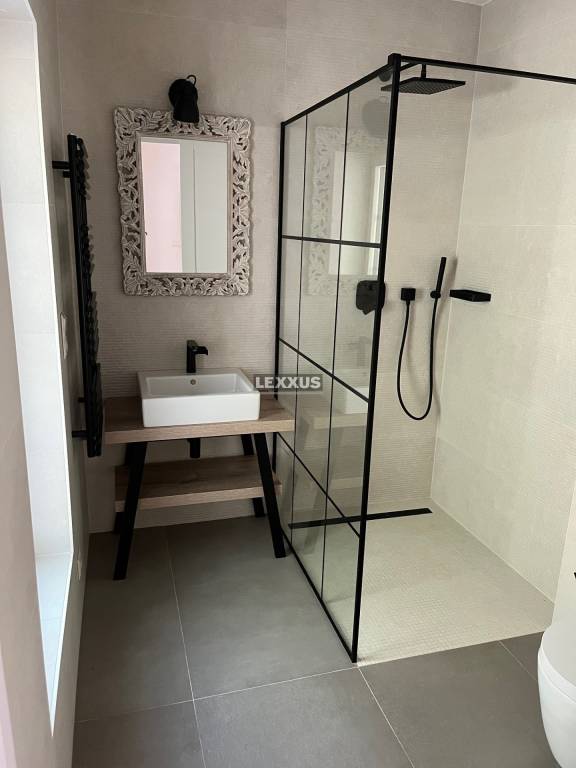 | DOM V ANGLICKOM ŠTÝLE 6 izb. KOLIBA - Vtáčie údolie - 19