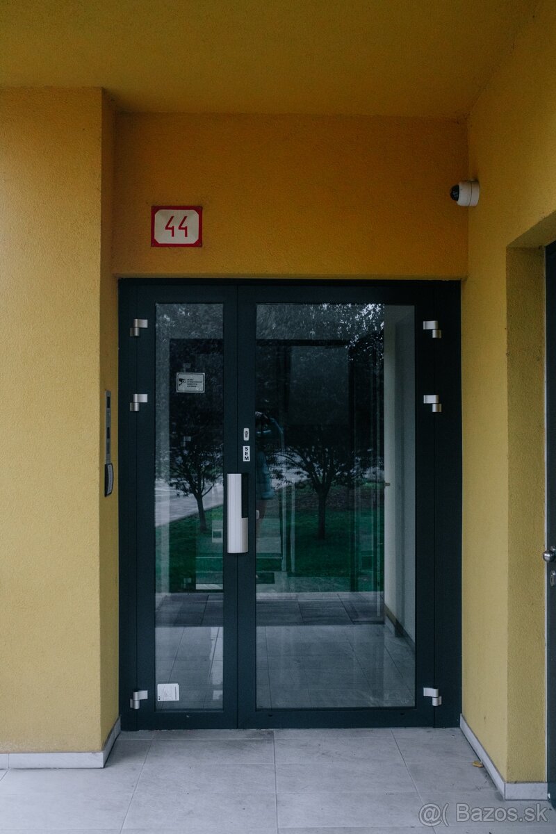 Novostavba Švermova Banska Bystrica, menší 2 izbový byt 44,6 - 19