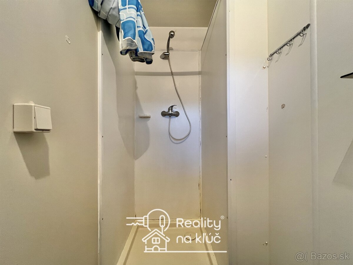 Na predaj kompletne zariadený rekreačný areál Podhájska - 19