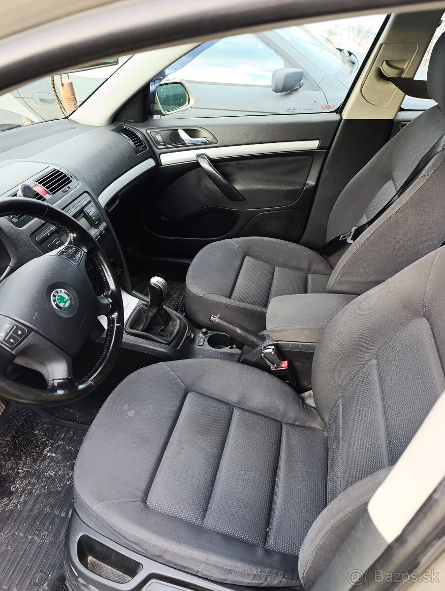 Octavia 2 combi, LPG, plyn - 19