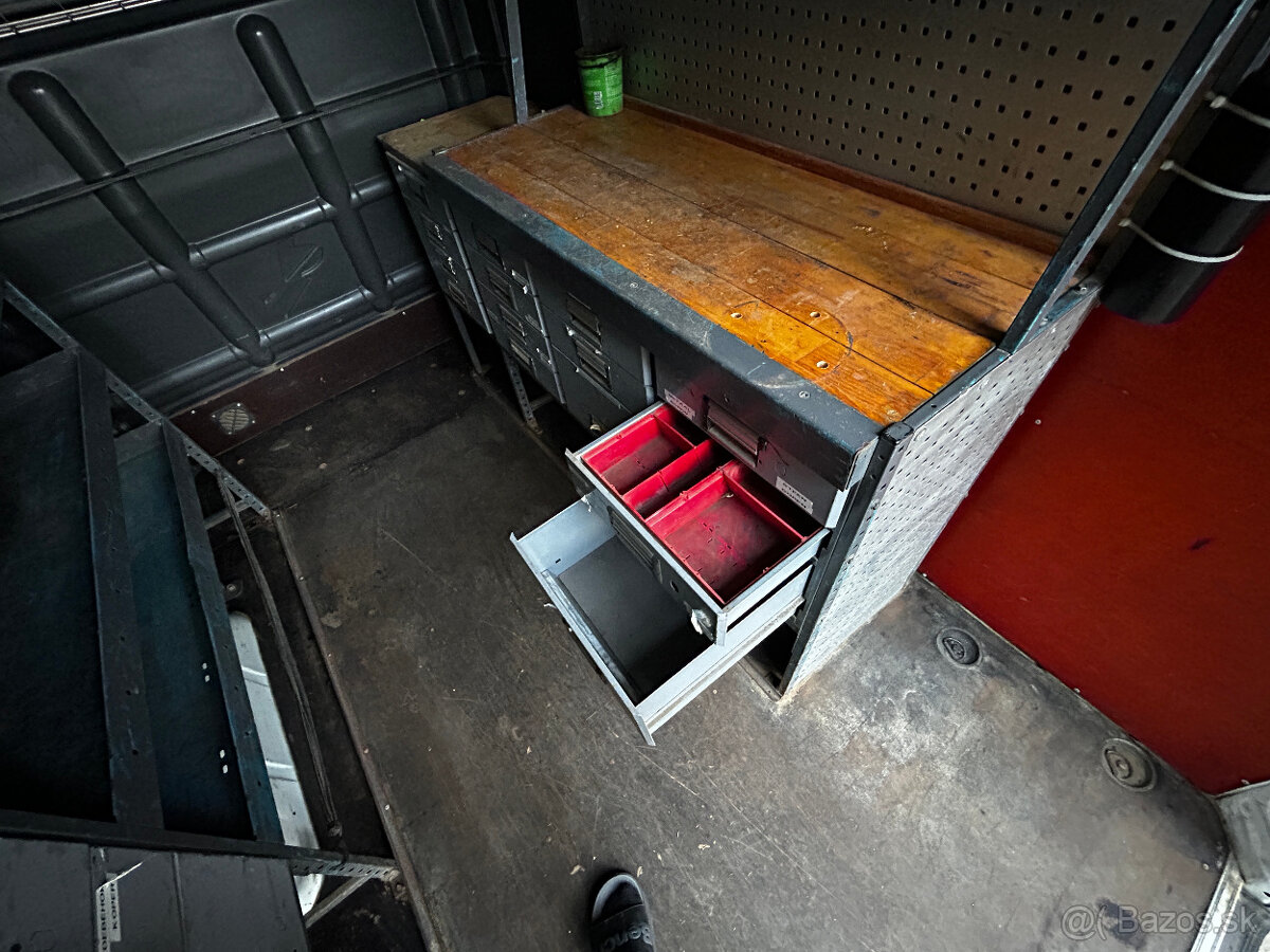 Iveco Daily 2.3, 7 miestne + regálový systém, odpočet DPH - 19