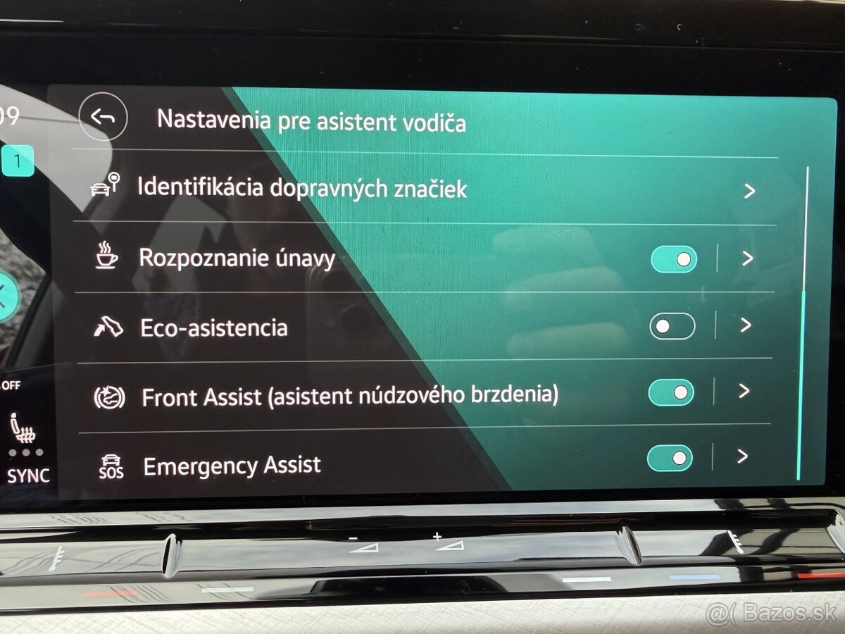 Volkswagen Golf VIII 8 1.5 eTSI ACT 150k Style DSG - 19