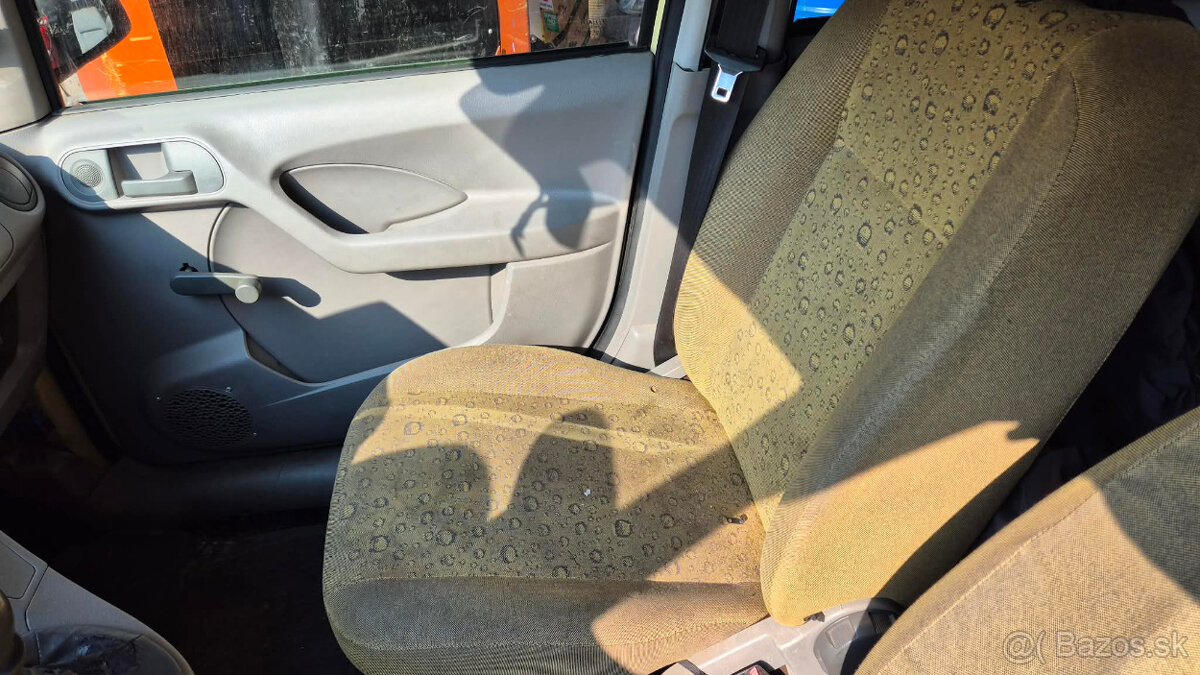 Fiat Panda 1,1i 40kw - 19