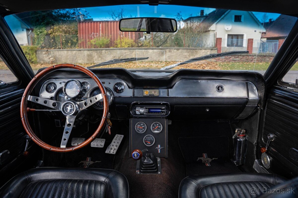Ford Mustang Coupé z roku 1968 - 19