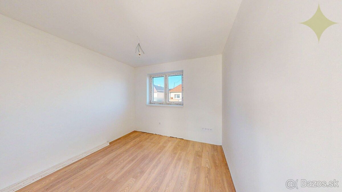 Na predaj nízko energetický rodinný dom v obci Ožďany so záh - 19