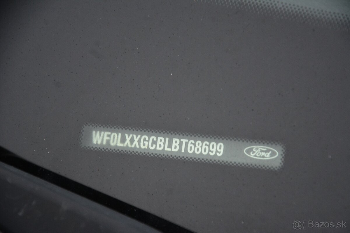 Ford Focus Array 1.60 SR voz - 19