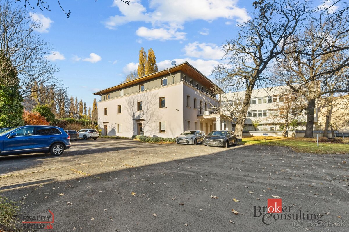 Reprezentatívne kancelárie 270 m² na prenájom – Nobelova uli - 19