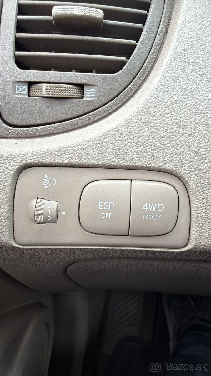 KIA SPORTAGE ACTIVE 2.0D 4X4 - 19