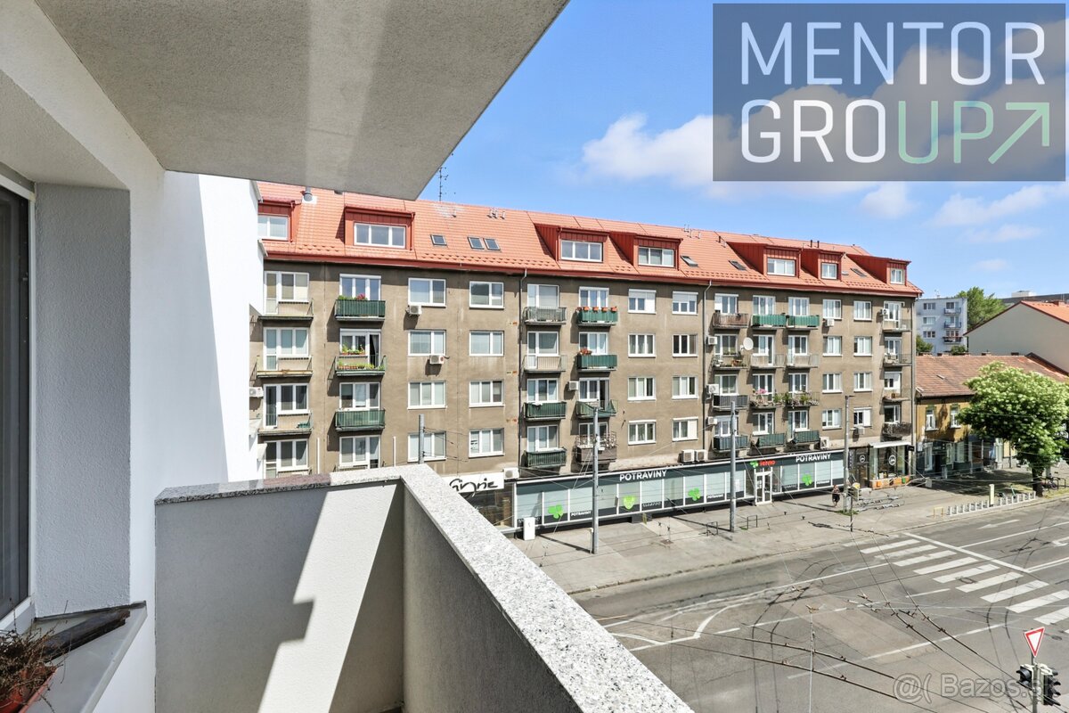 REZERVOVANÉ Na predaj priestranný 3-izbový byt s dvoma logg - 19