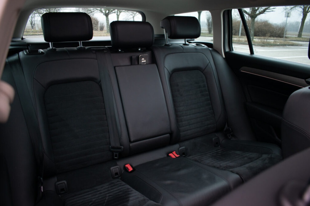 Volkswagen Passat Variant 2.0 BiTDI 240k Highline 4MOTION - 19