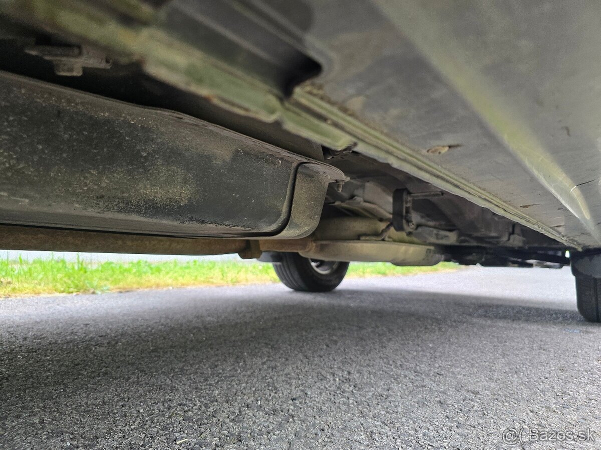 HYUNDAI SANTA FE 2.0 crdi 4x4 // BEZ KOROZIE// gar.km .... - 19