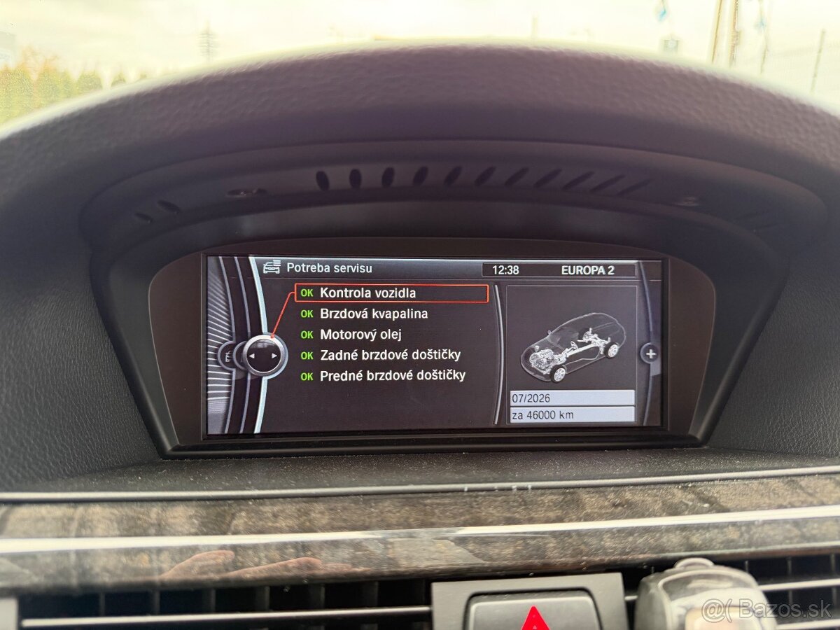 BMW Rad 3 Touring 335i xDrive A/T - 19