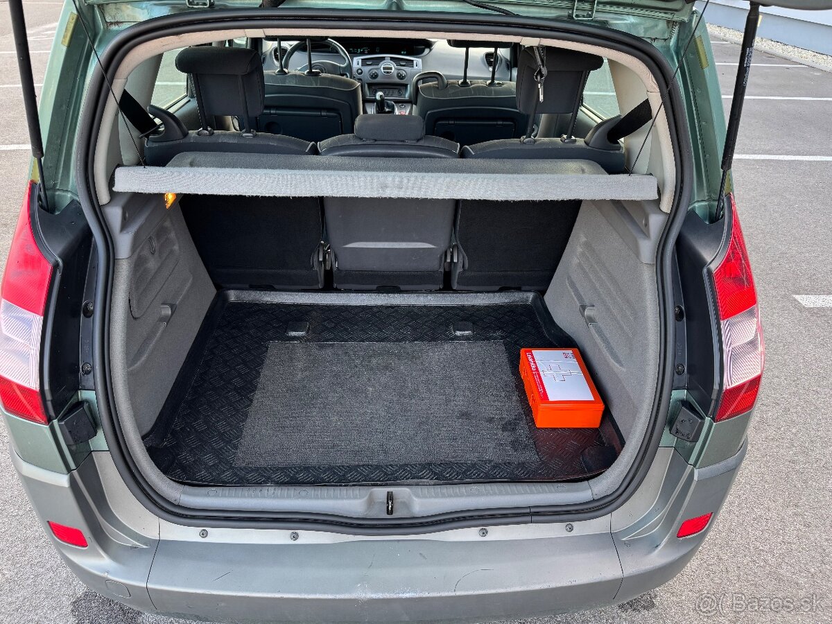 Renault Mégane Scénic 1.6 16V - 19