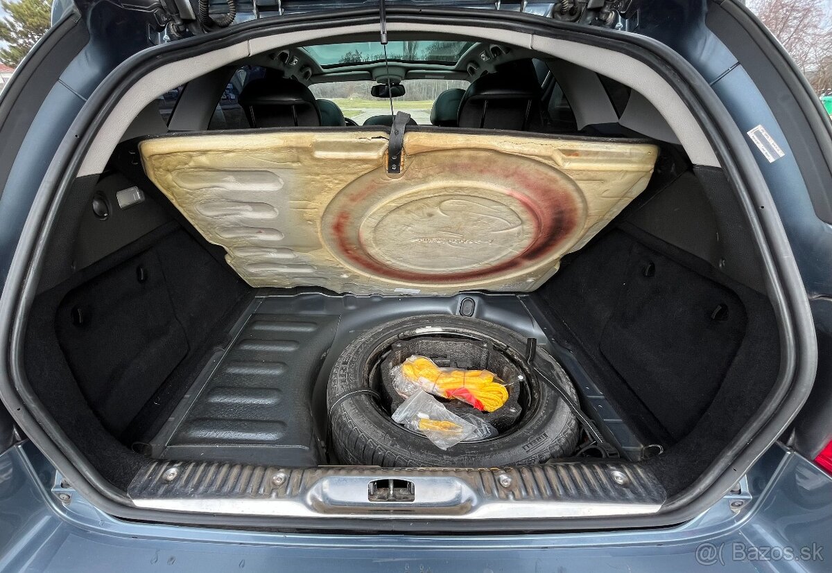 Peugeot 407SW 2,0HDi 100kW M6 - 19