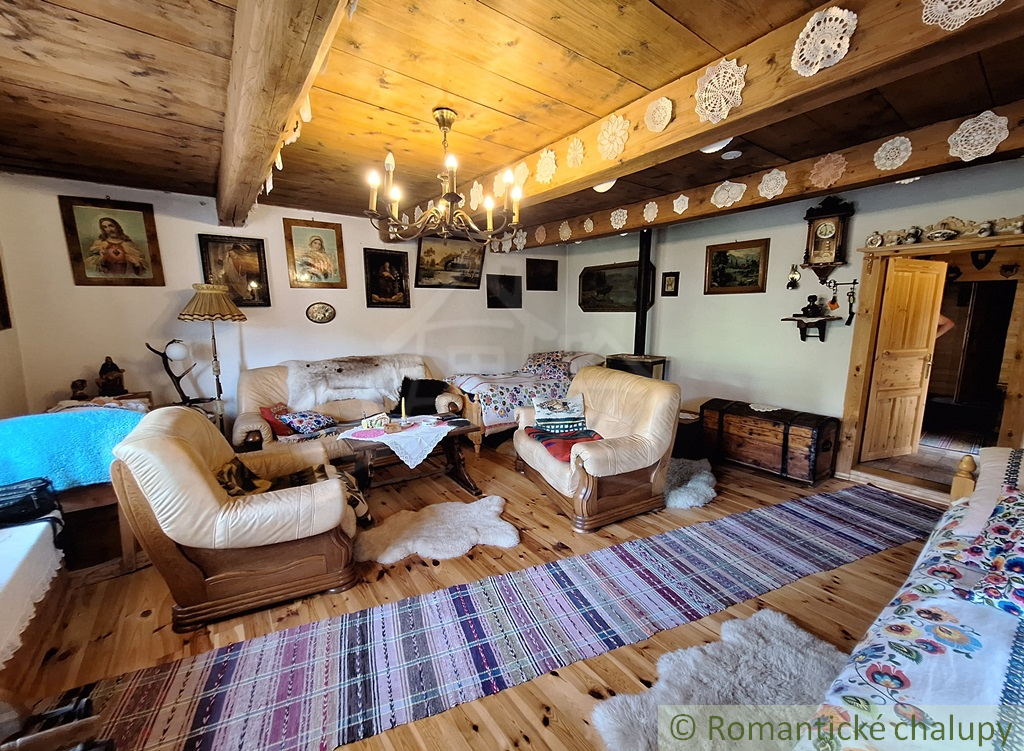 Tradičná drevenica pripravená pre chalupárov, na pozemku s - 19