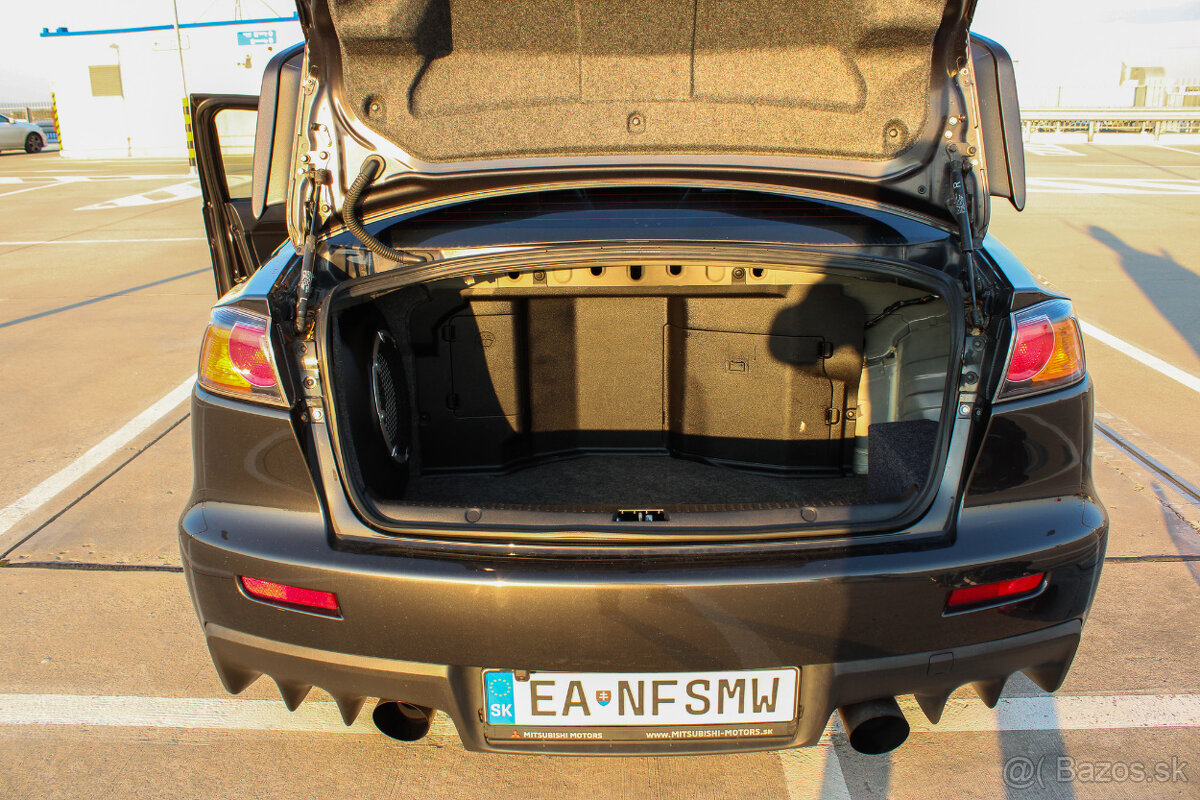 Mitsubishi Lancer EVO X 2.0 MIVEC Turbo 4WD TC-SST 4WD MR - 19