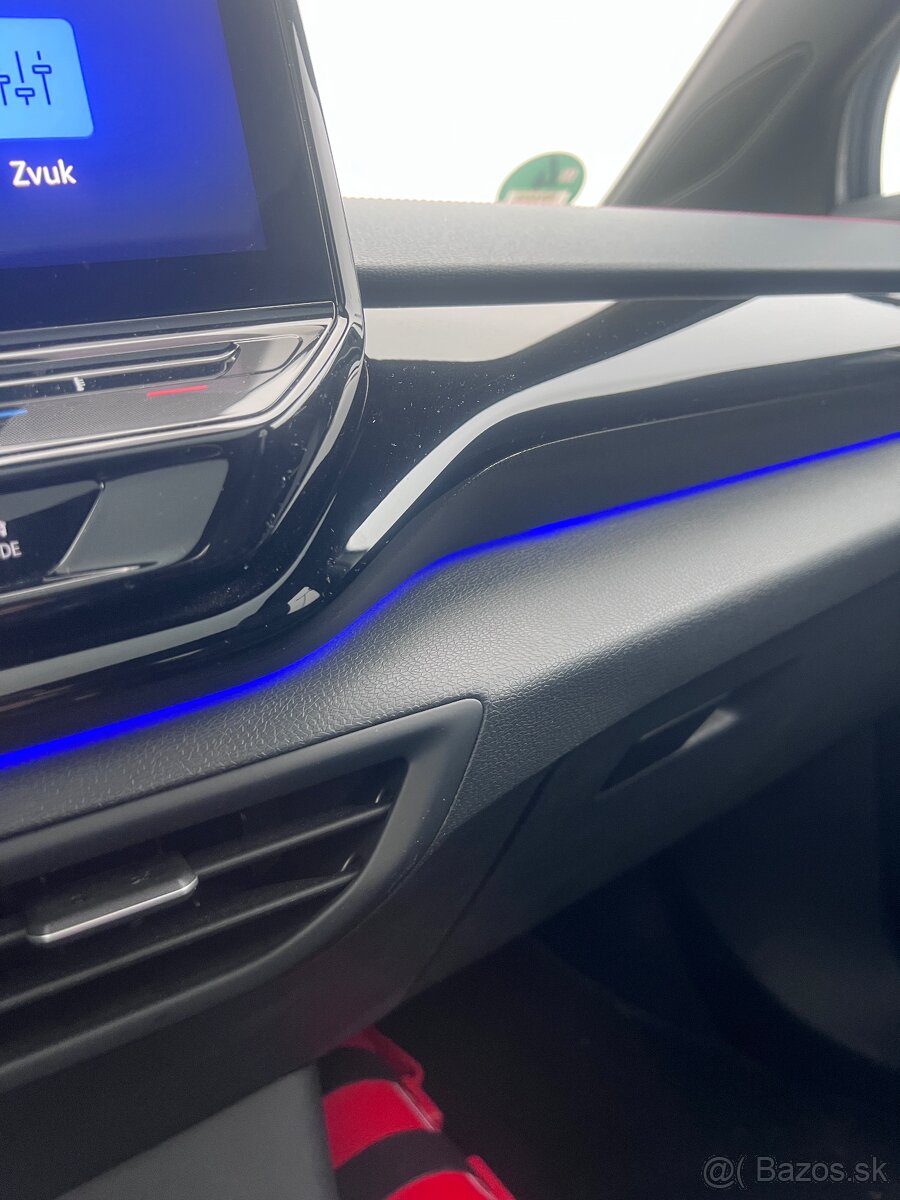 VW ID.4 GTX 2022 220KW HEAD UP / MATRIX / PANORÁMA / 360 KAM - 19