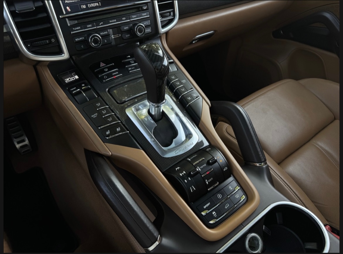 Porsche Cayenne turbo - 19